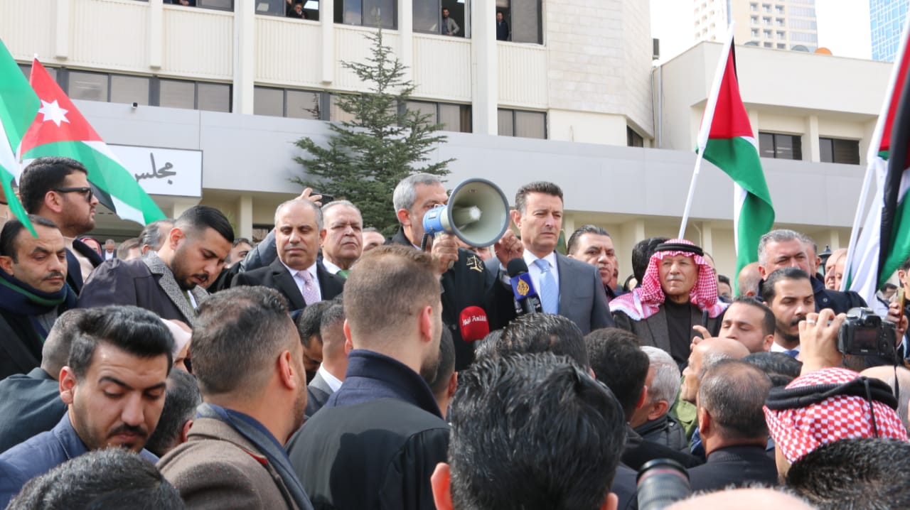 Madar Al-Saa Images 0.40861109255404027