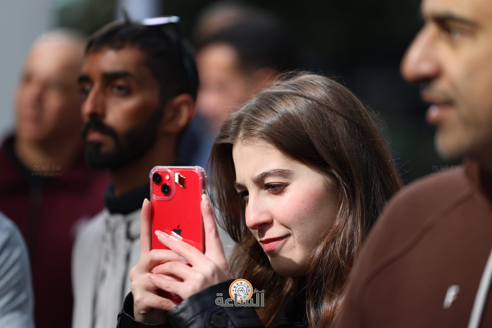 Madar Al-Saa Images 0.840174761840095