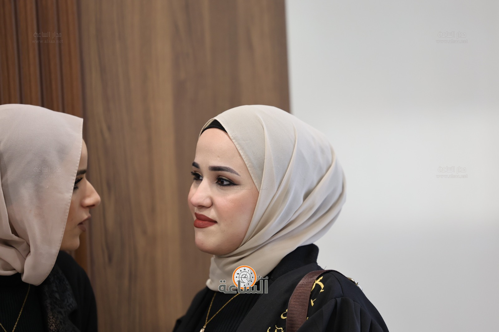 Madar Al-Saa Images 0.7126261155726477