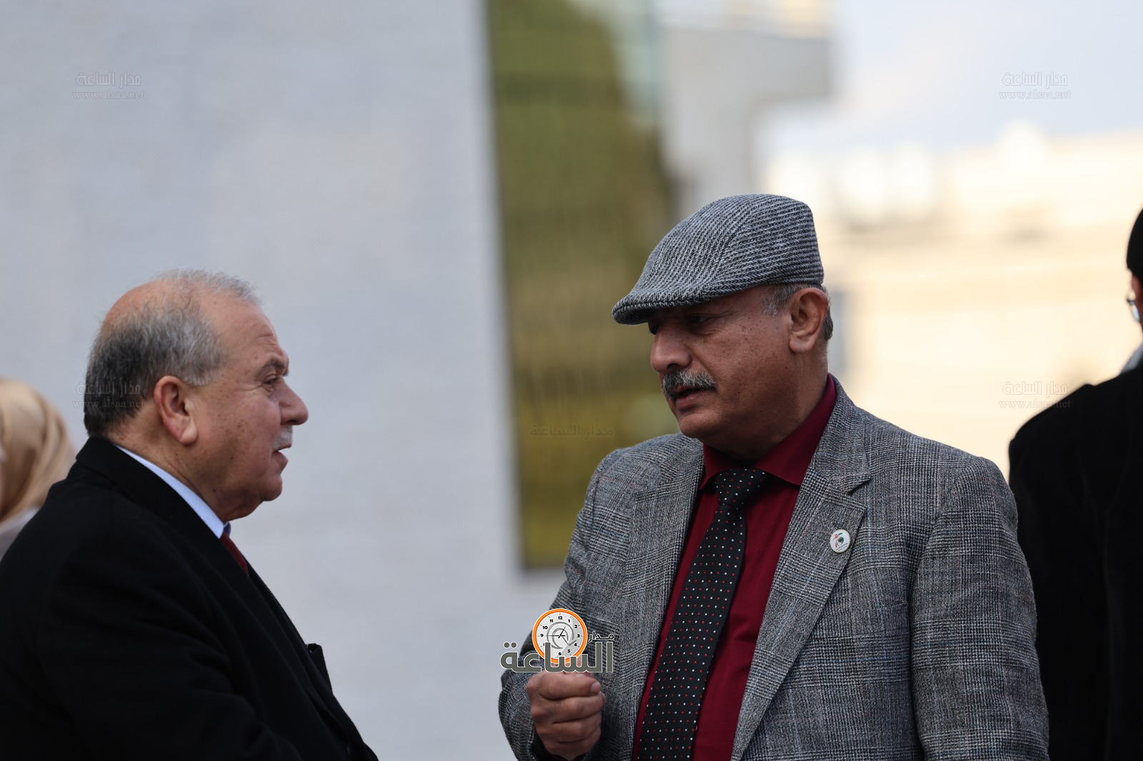 Madar Al-Saa Images 0.9062301898996934