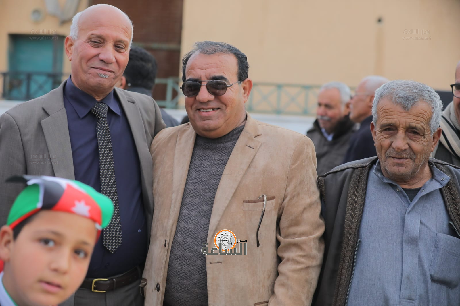 Madar Al-Saa Images 0.0767037141307132