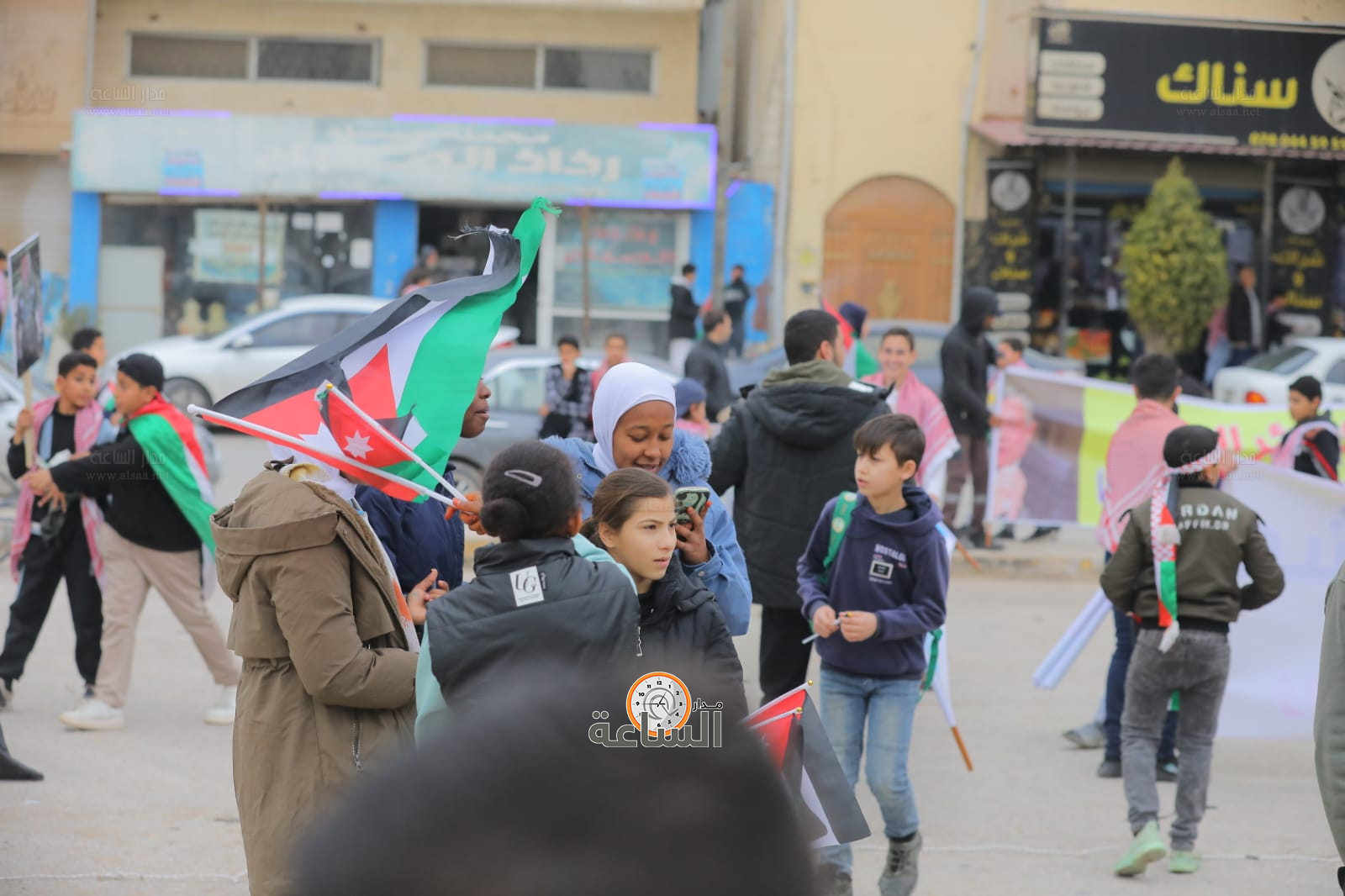 Madar Al-Saa Images 0.7674198366121219