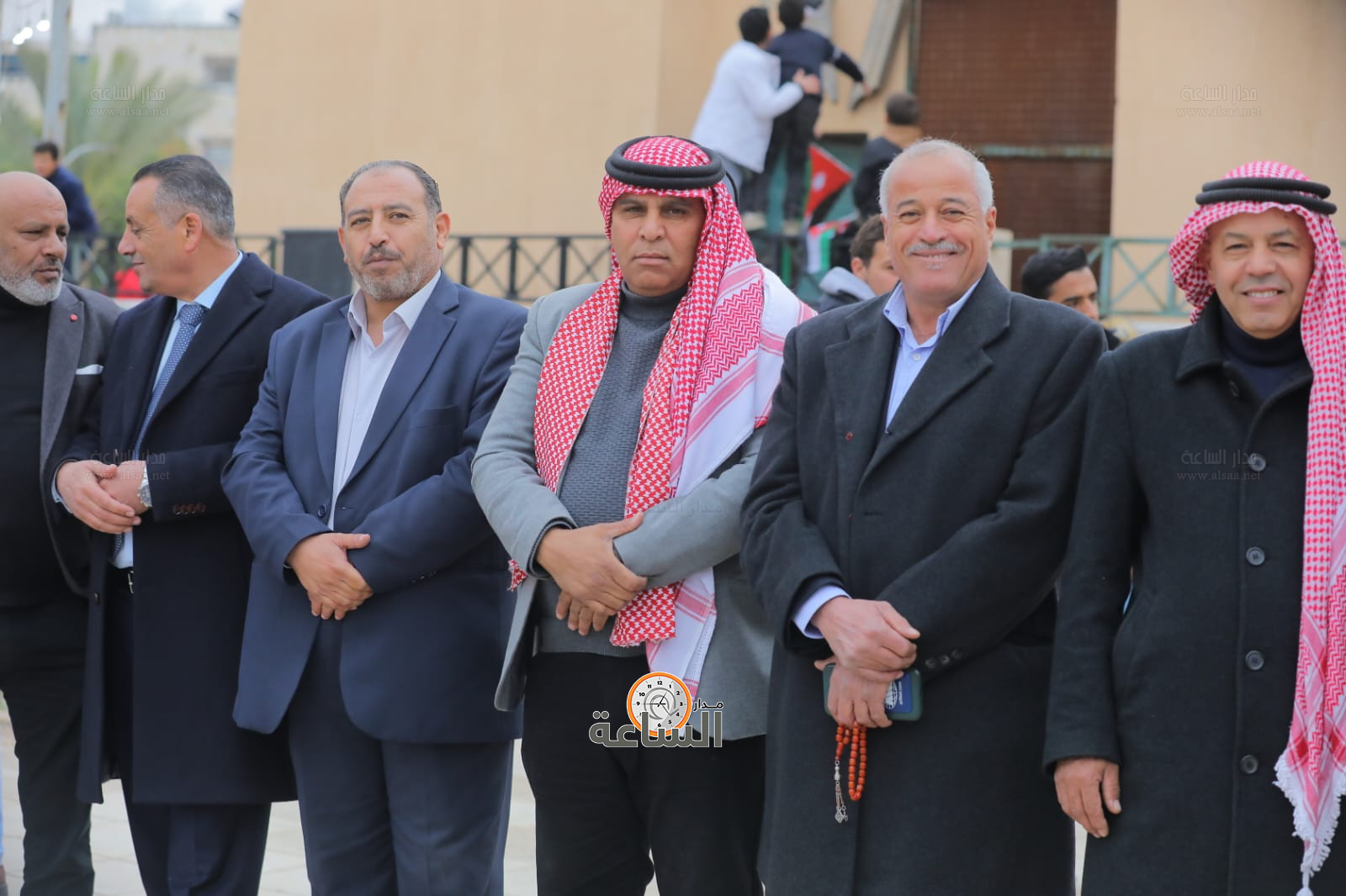 Madar Al-Saa Images 0.048234304858850274