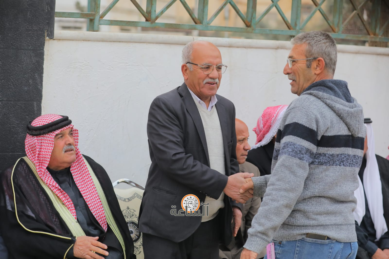 Madar Al-Saa Images 0.3530444281443528