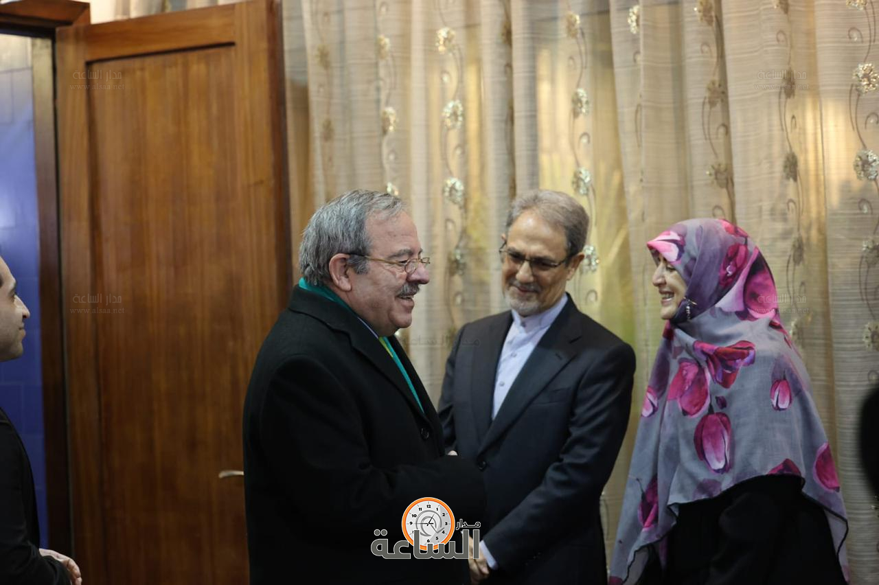 Madar Al-Saa Images 0.02623976467873912