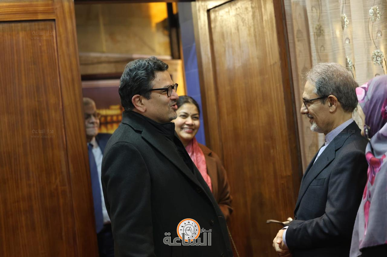 Madar Al-Saa Images 0.19344772887967587