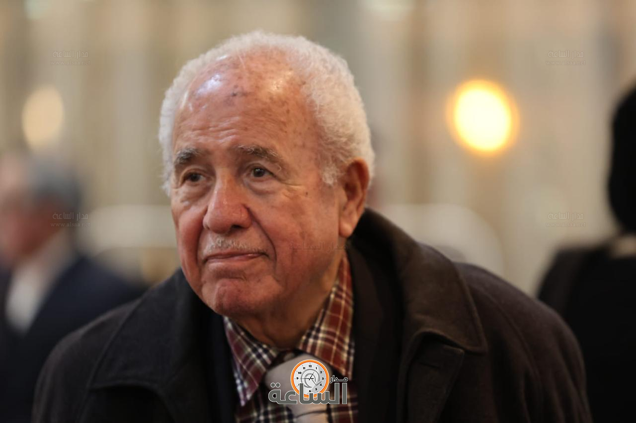 Madar Al-Saa Images 0.6146019035581456