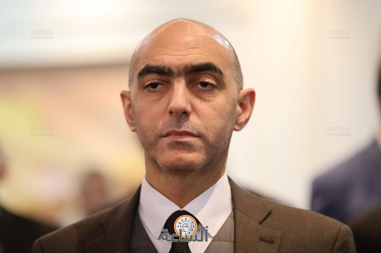 Madar Al-Saa Images 0.562855222269717