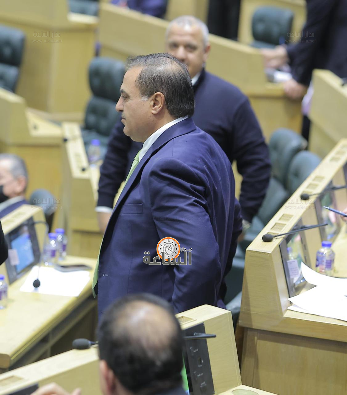 Madar Al-Saa Images 0.734594976406997