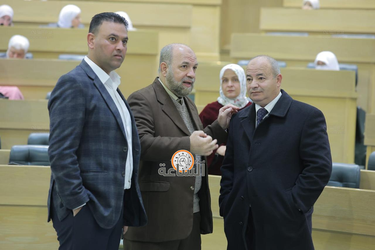 Madar Al-Saa Images 0.9143251508436832