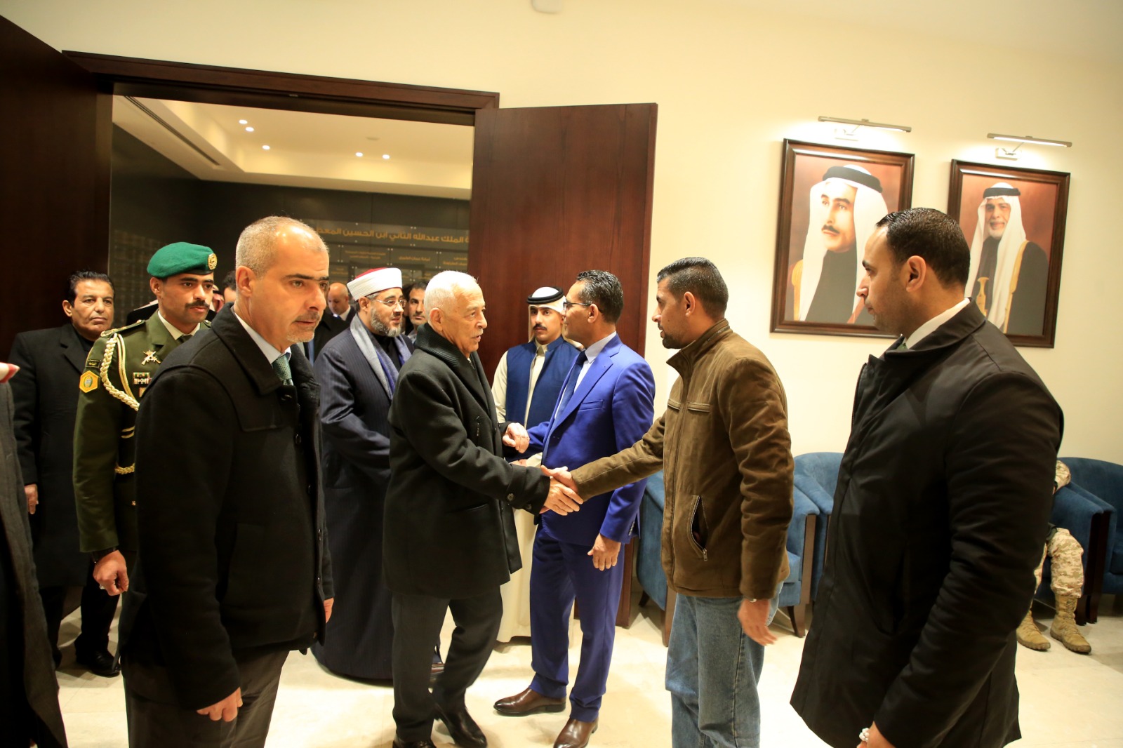 Madar Al-Saa Images 0.8035302945398997