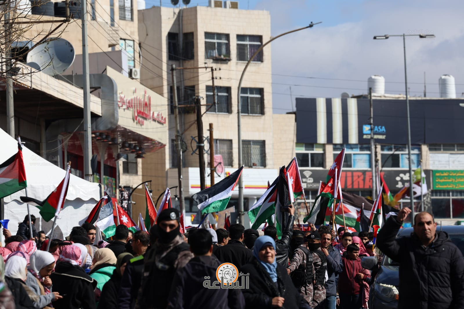 Madar Al-Saa Images 0.7572865263497031