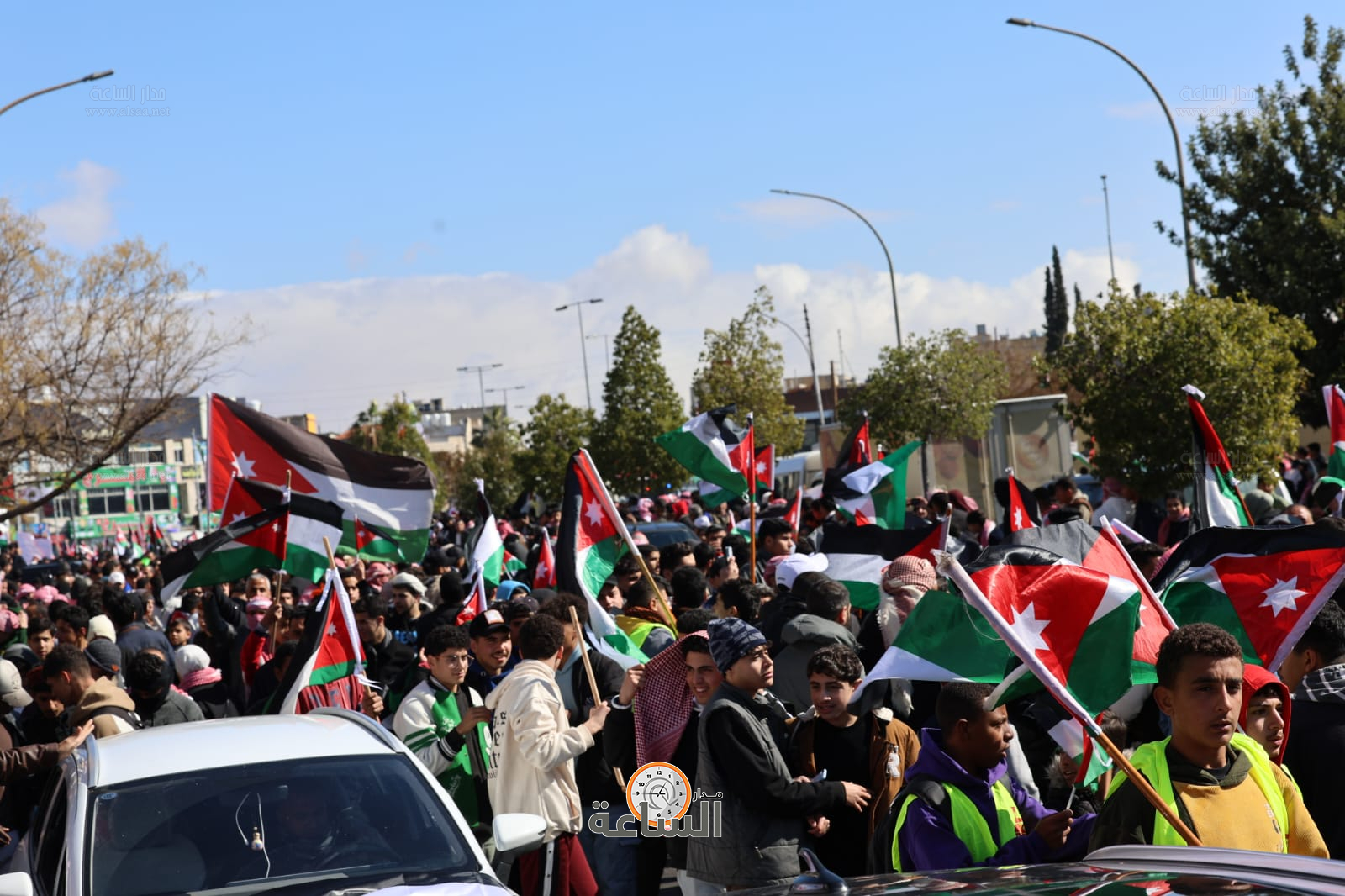 Madar Al-Saa Images 0.7347160677231444