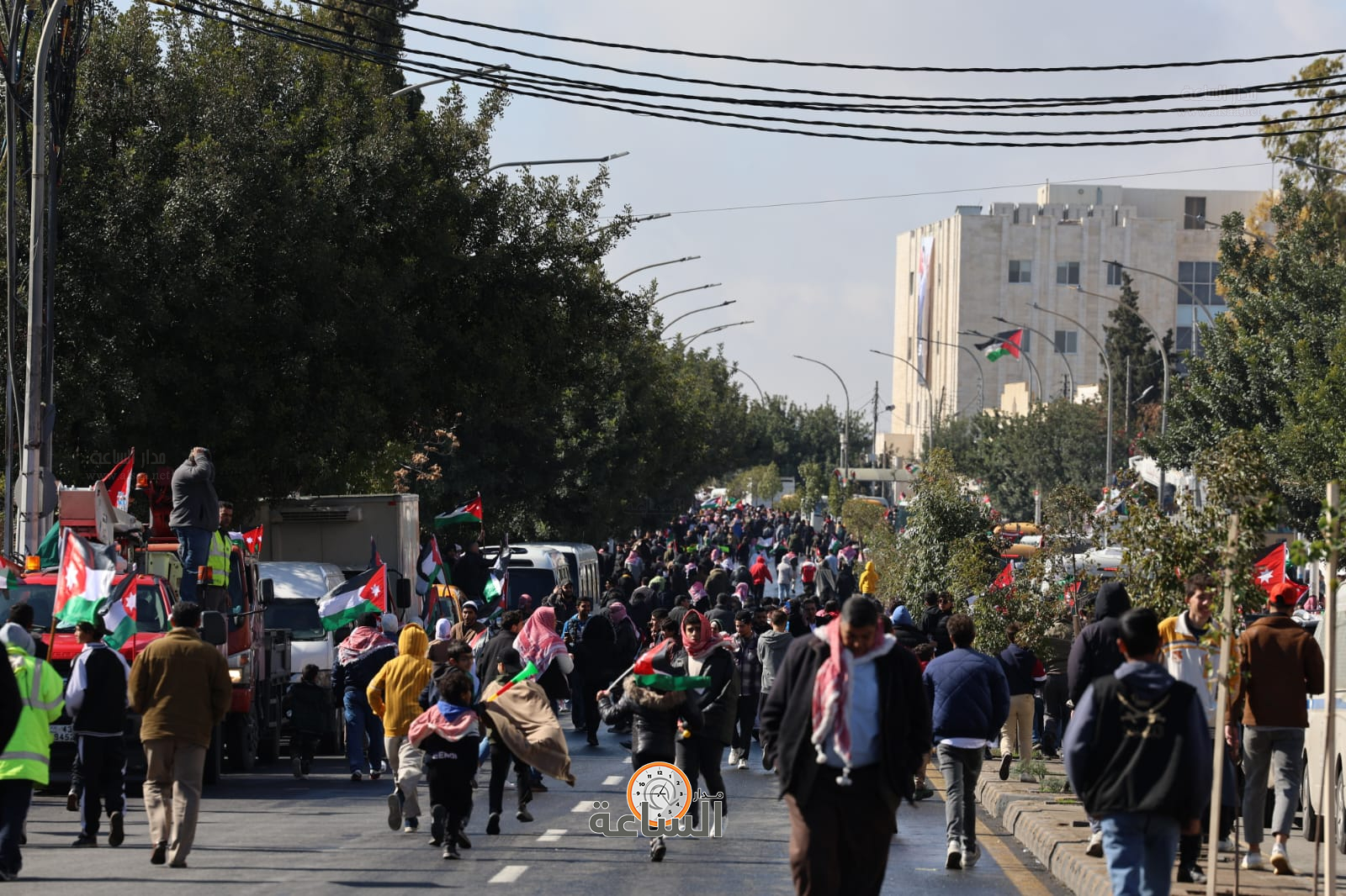 Madar Al-Saa Images 0.7737030505301135