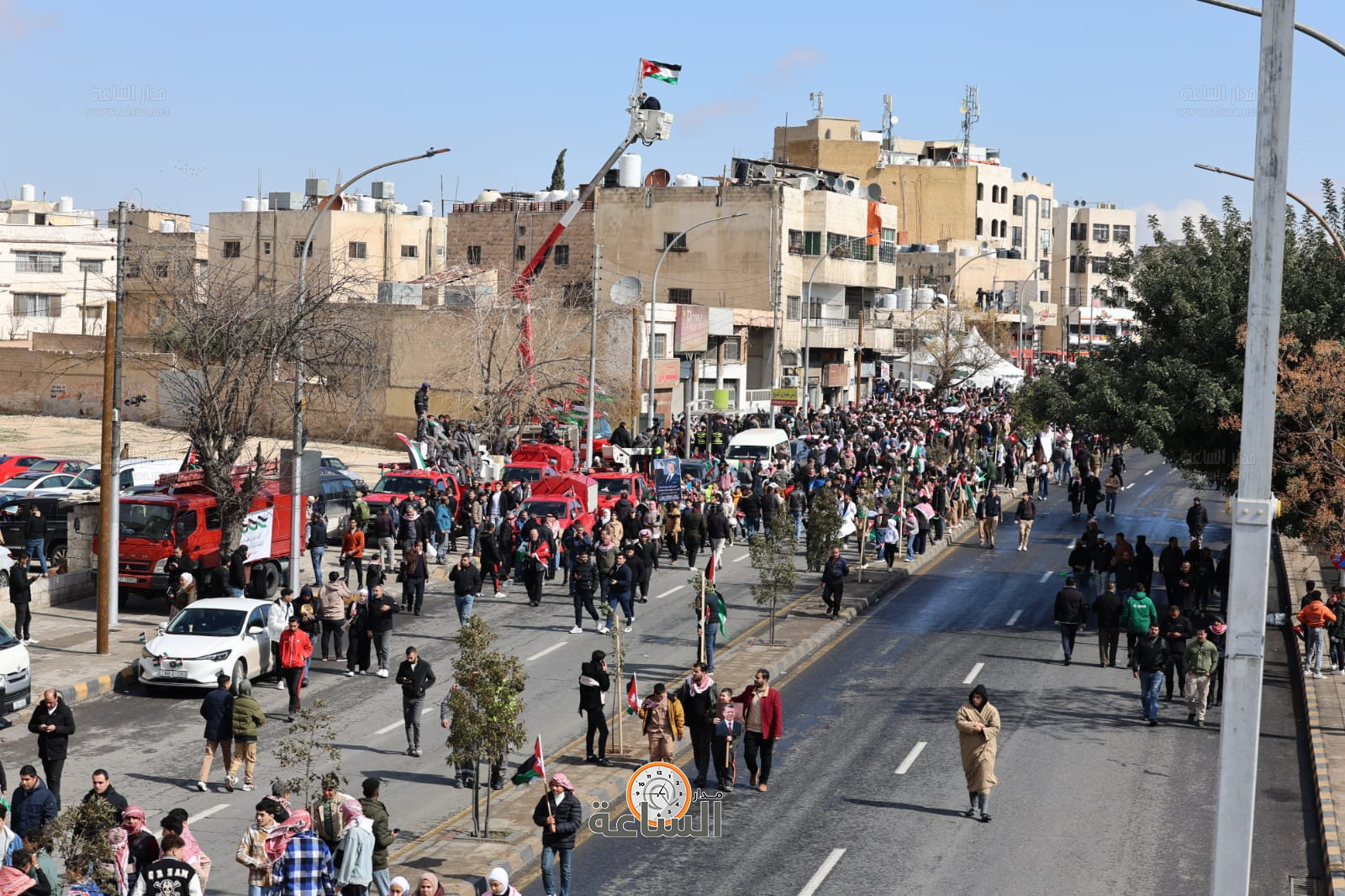 Madar Al-Saa Images 0.9602248249233627