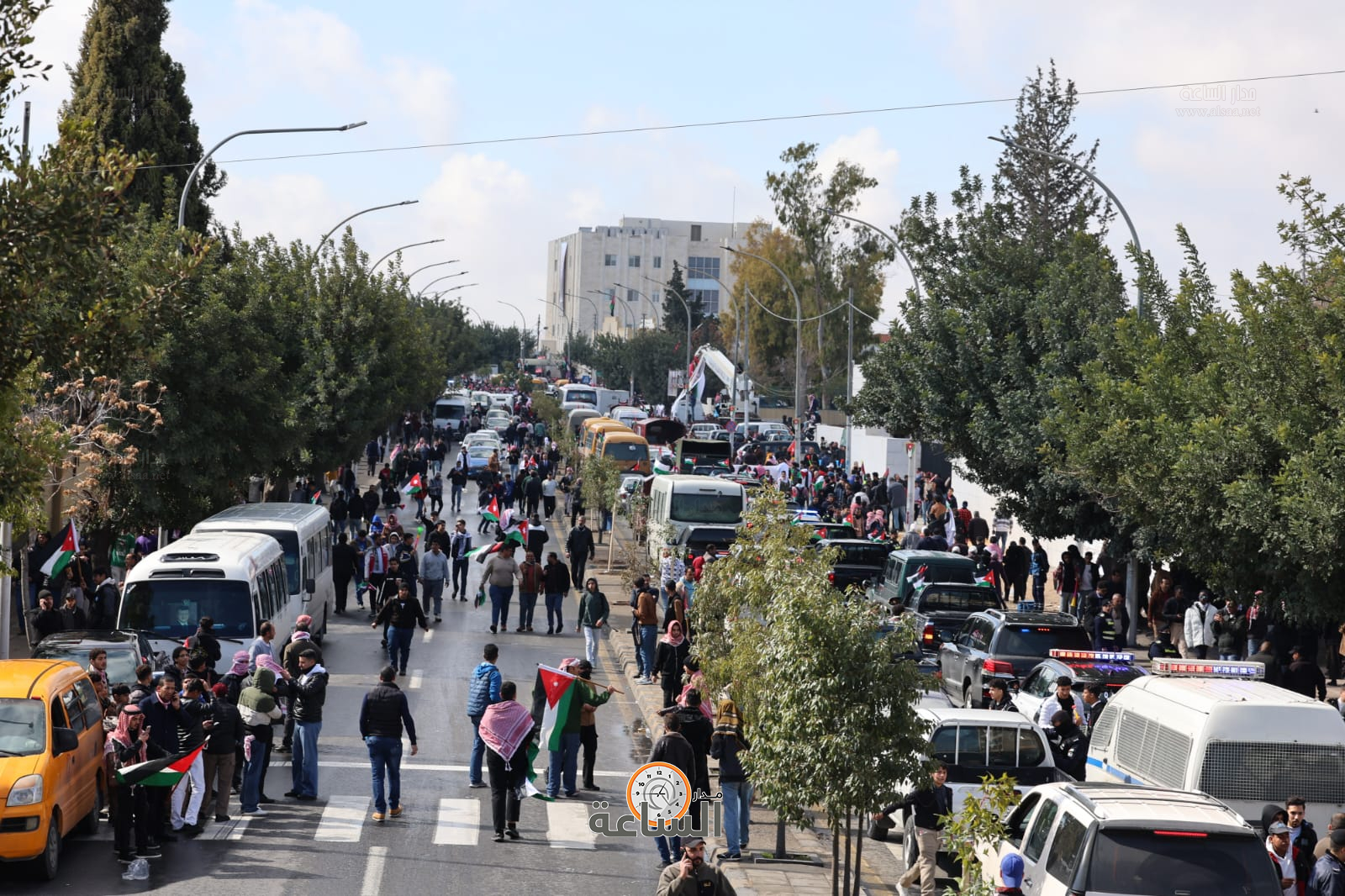 Madar Al-Saa Images 0.5781735445919307