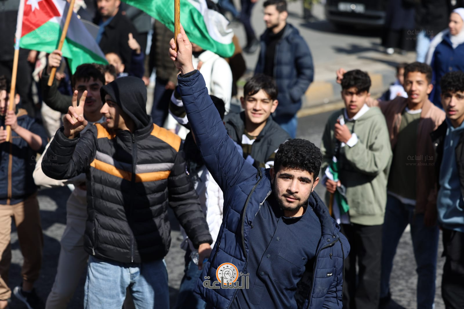 Madar Al-Saa Images 0.9512551104145939