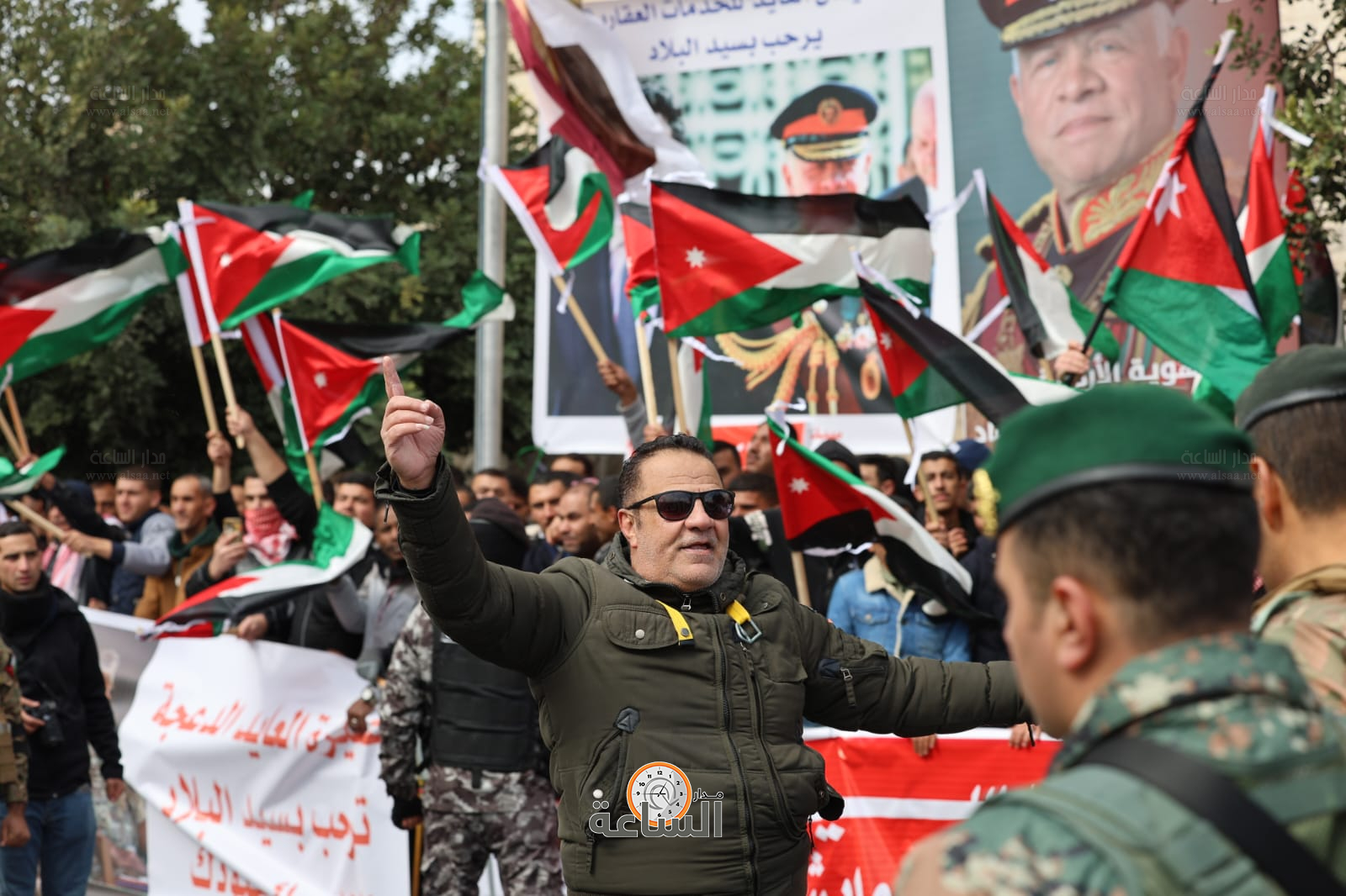 Madar Al-Saa Images 0.38134170028211023