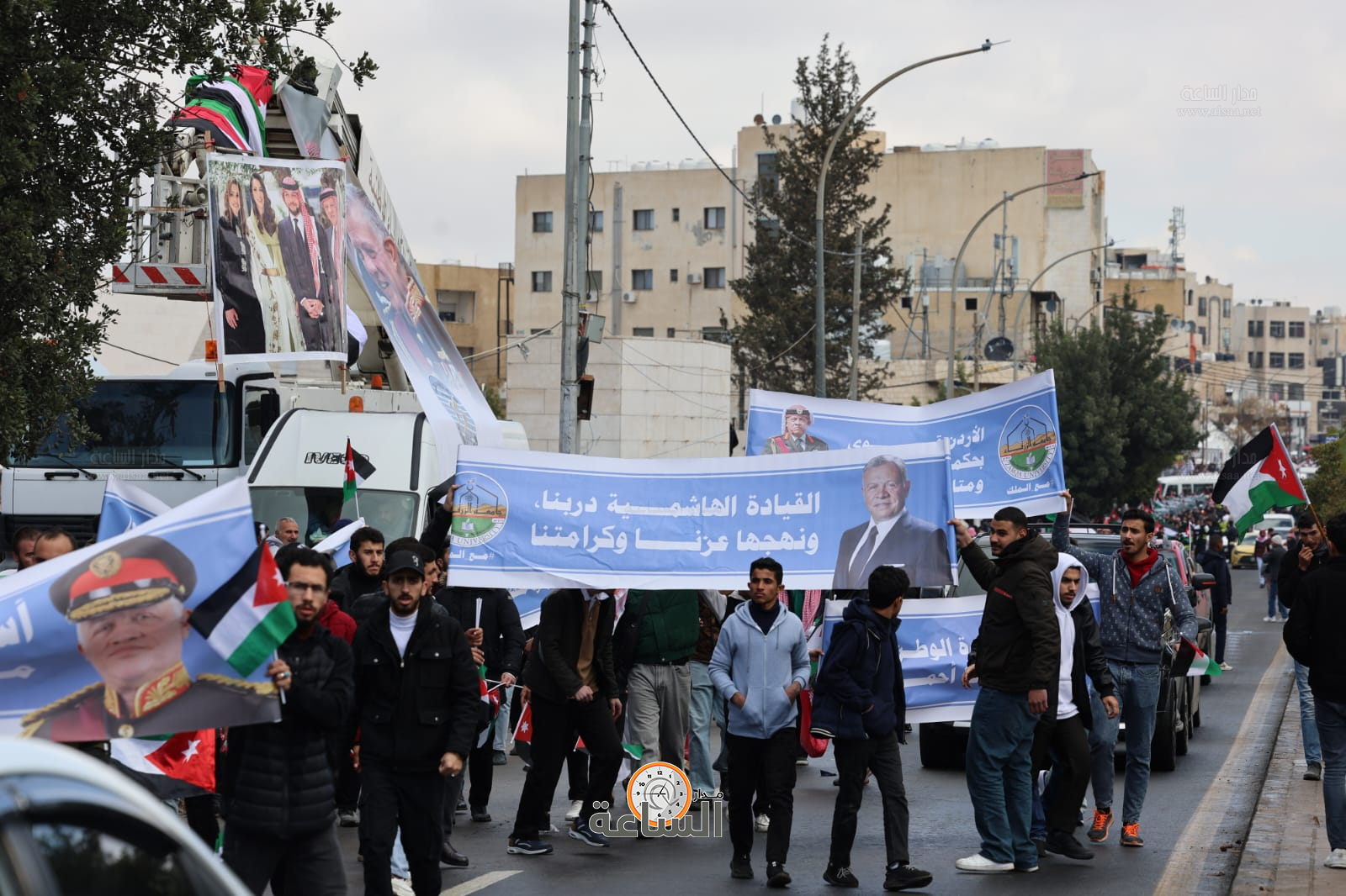 Madar Al-Saa Images 0.13568436583952193