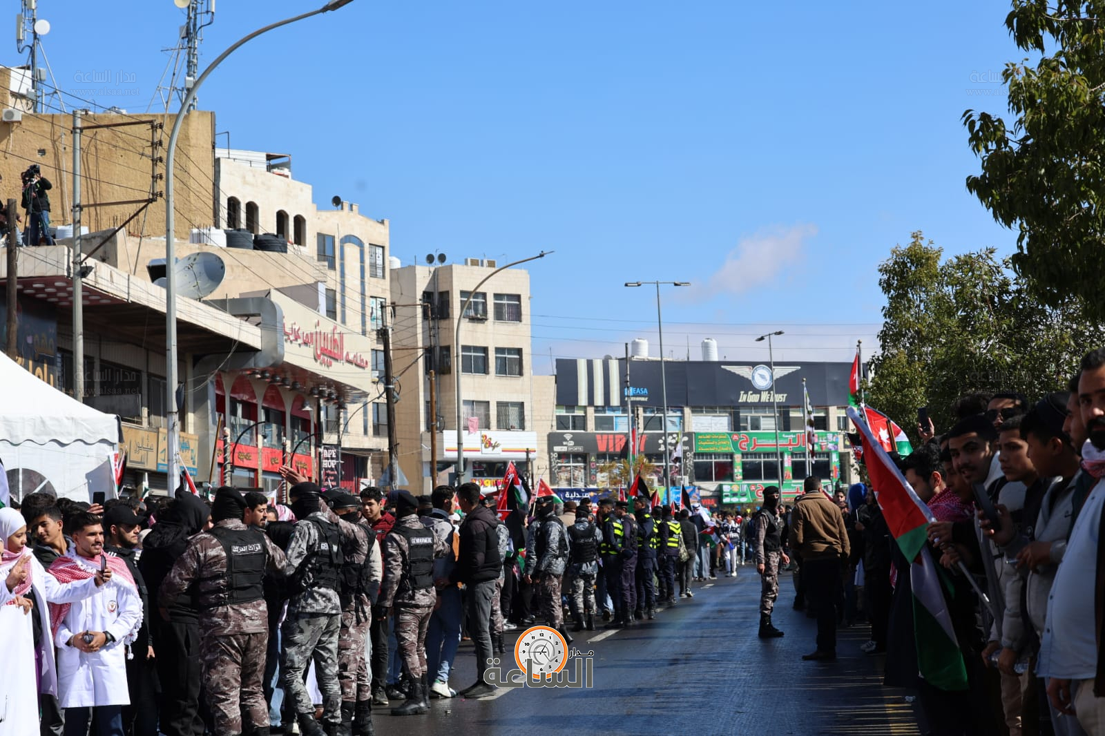 Madar Al-Saa Images 0.6465619599989365