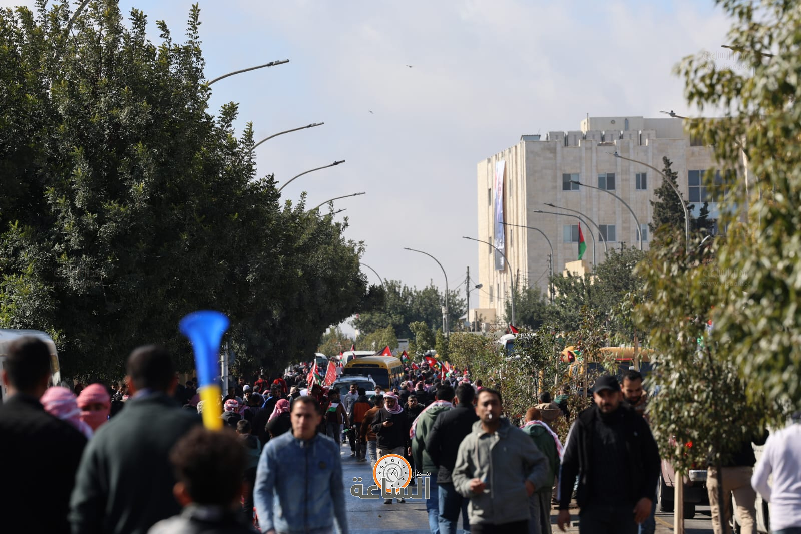 Madar Al-Saa Images 0.13136333590650184