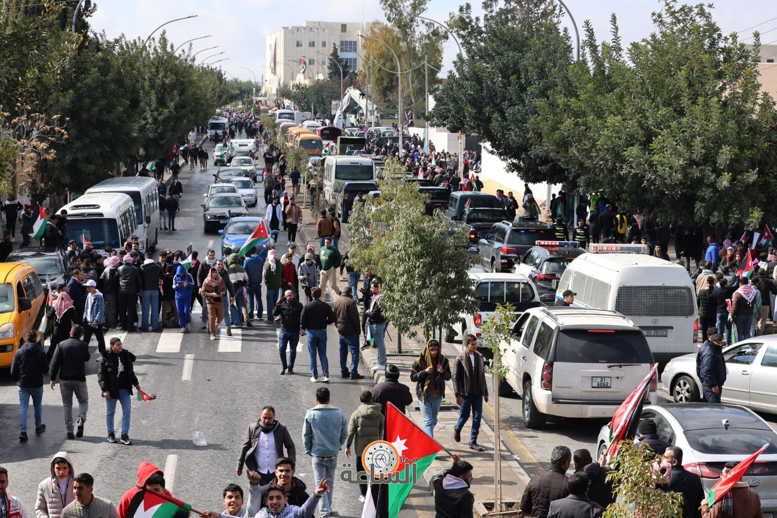 Madar Al-Saa Images 0.11256440770641585