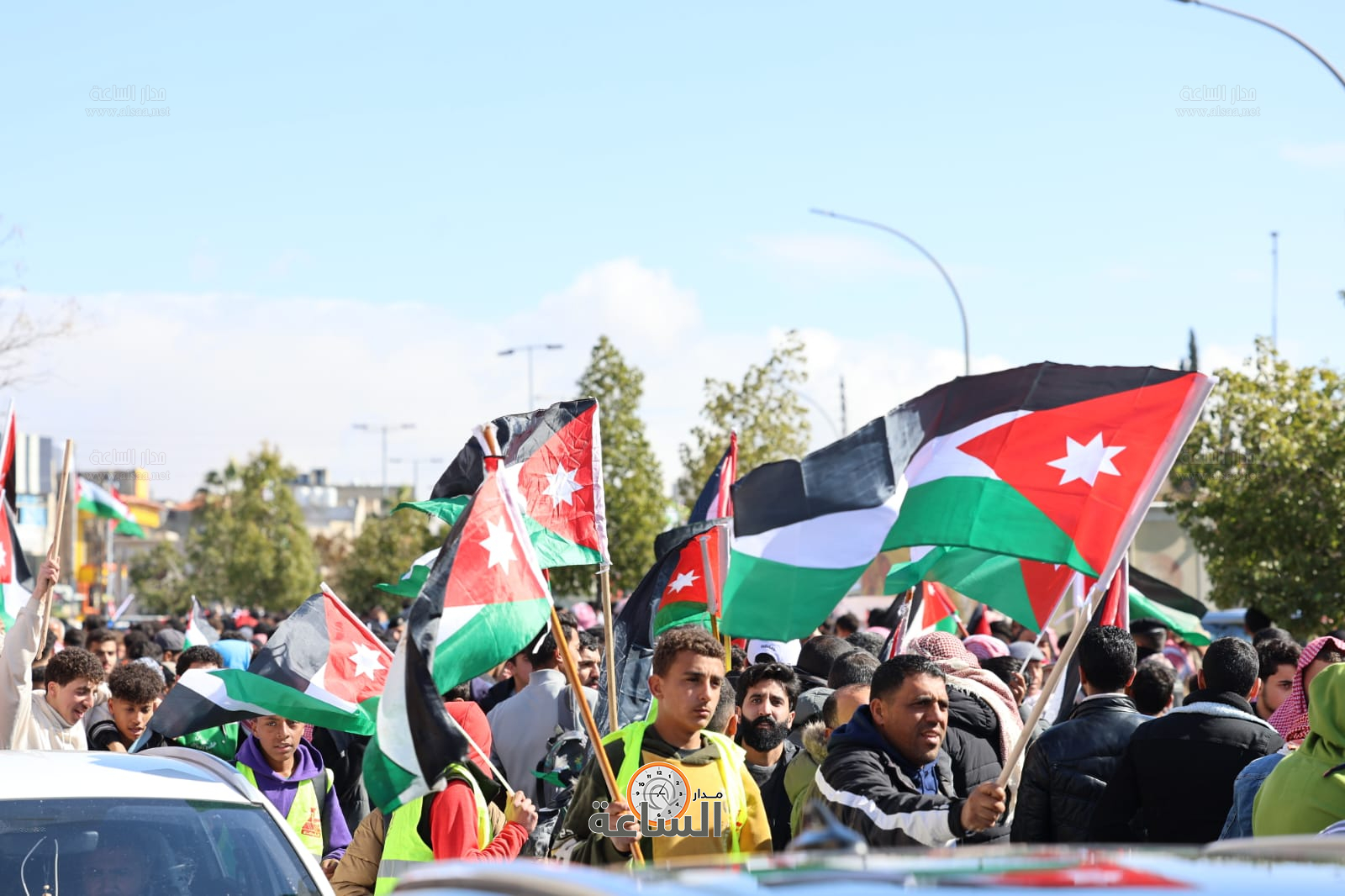 Madar Al-Saa Images 0.4260004340823518