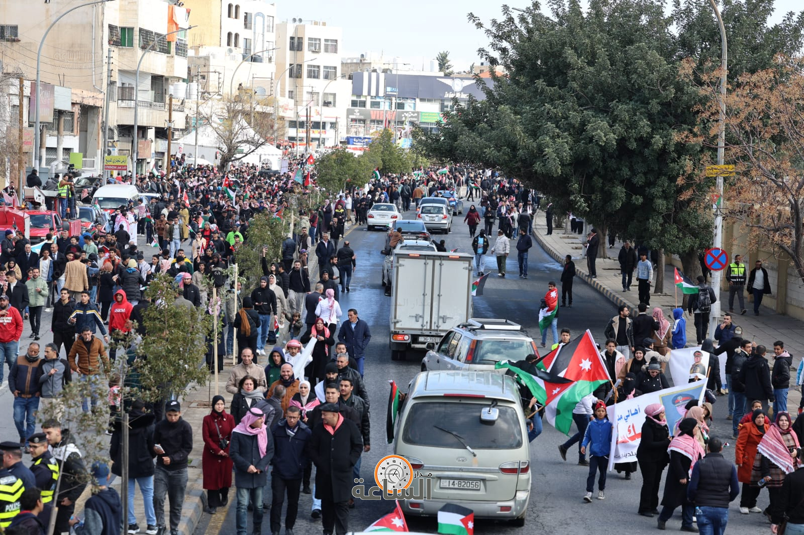 Madar Al-Saa Images 0.0041558412451383475