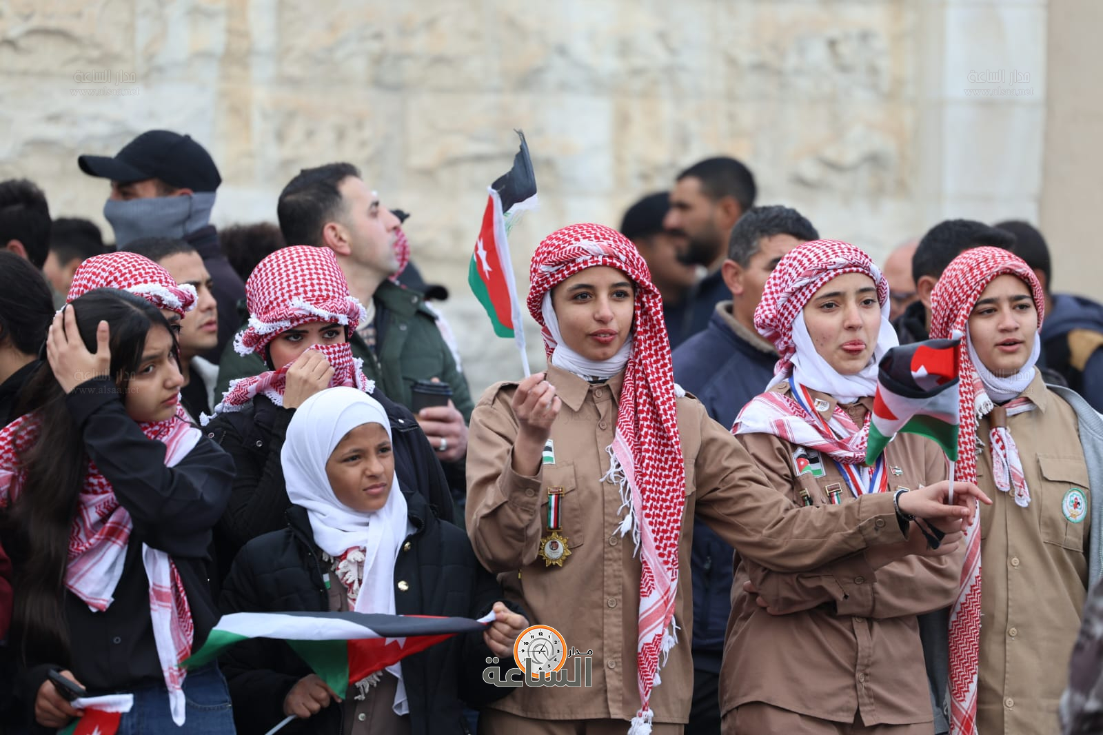 Madar Al-Saa Images 0.11659822485315252