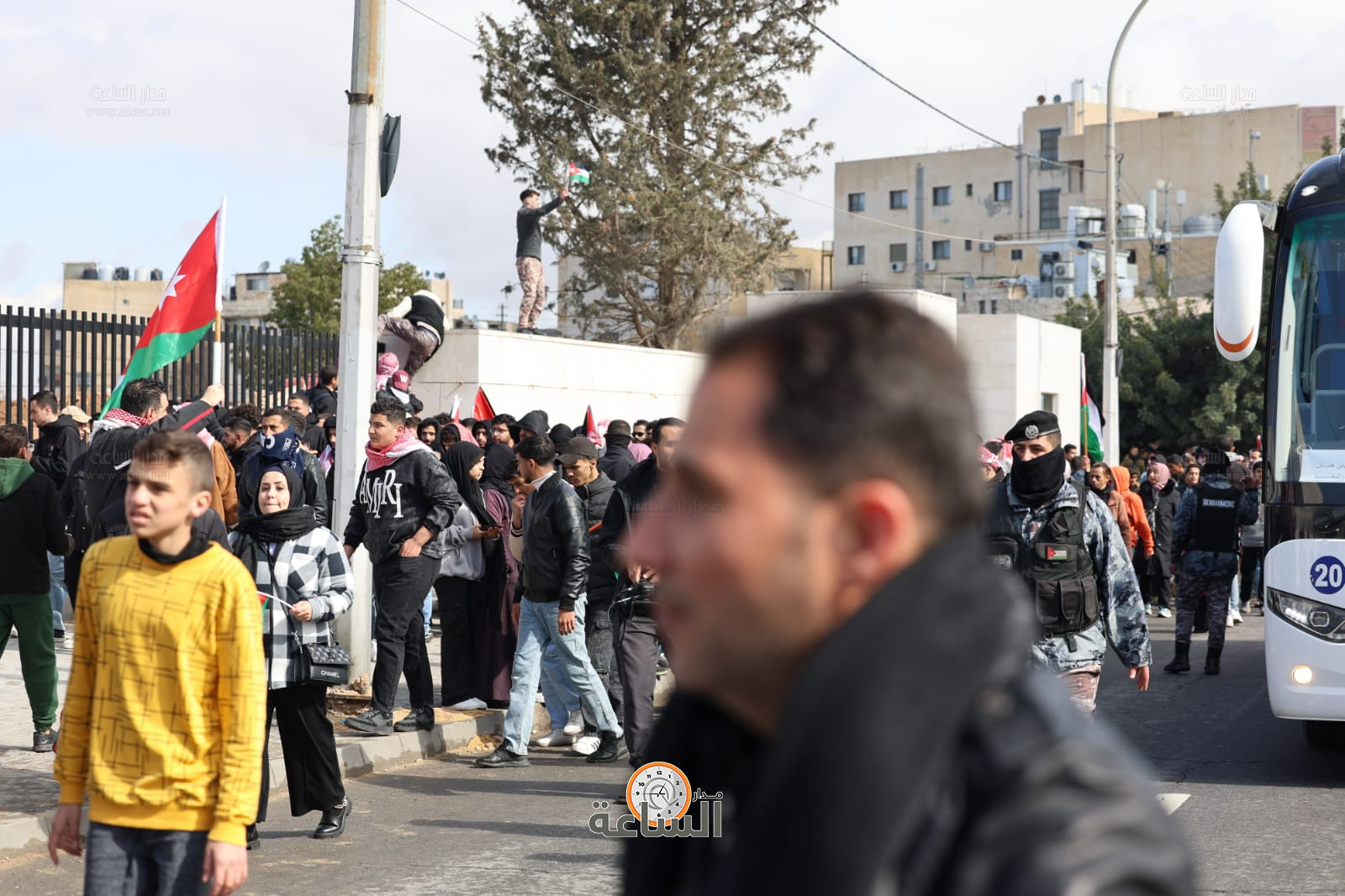 Madar Al-Saa Images 0.02777345536087239