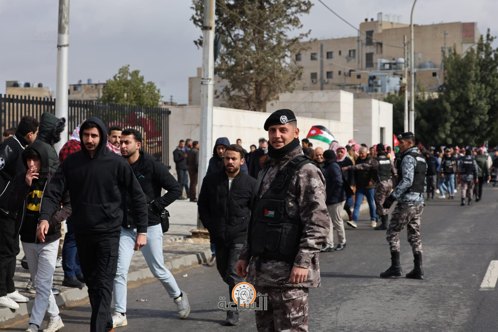 Madar Al-Saa Images 0.7696156893984645