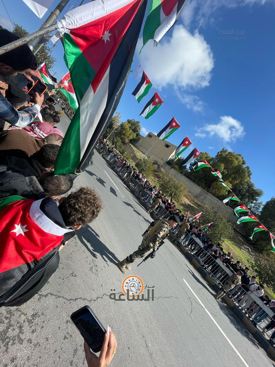 Madar Al-Saa Images 0.3298028863530367