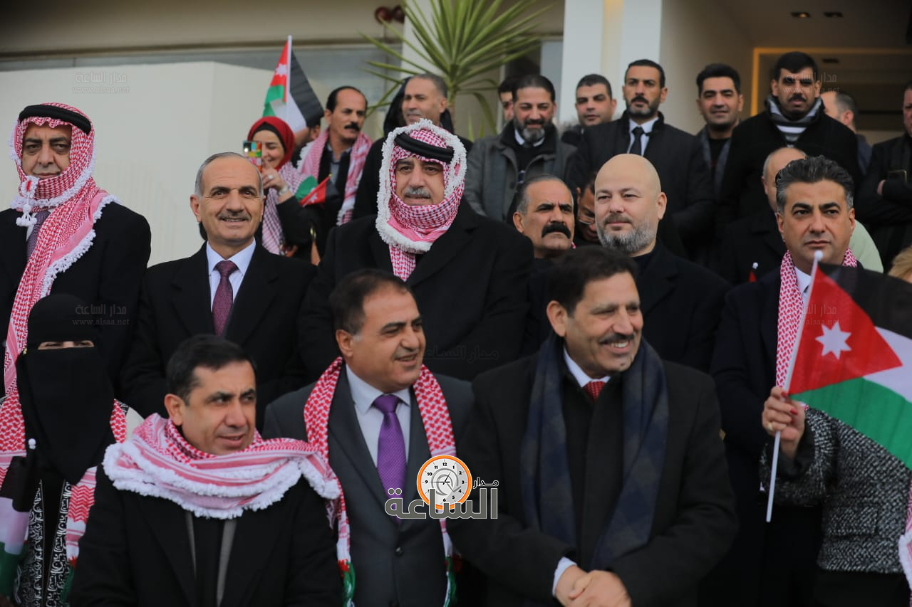 Madar Al-Saa Images 0.9336382938450172