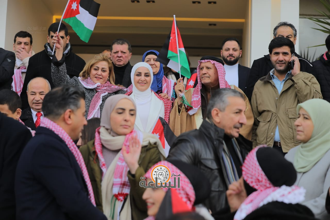 Madar Al-Saa Images 0.8640497499640496