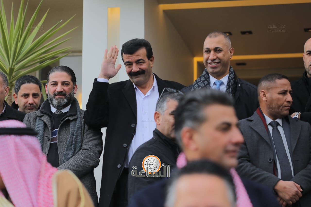 Madar Al-Saa Images 0.7352354085625534