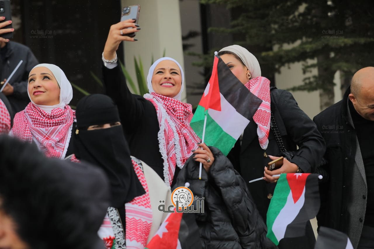 Madar Al-Saa Images 0.9566391551453528