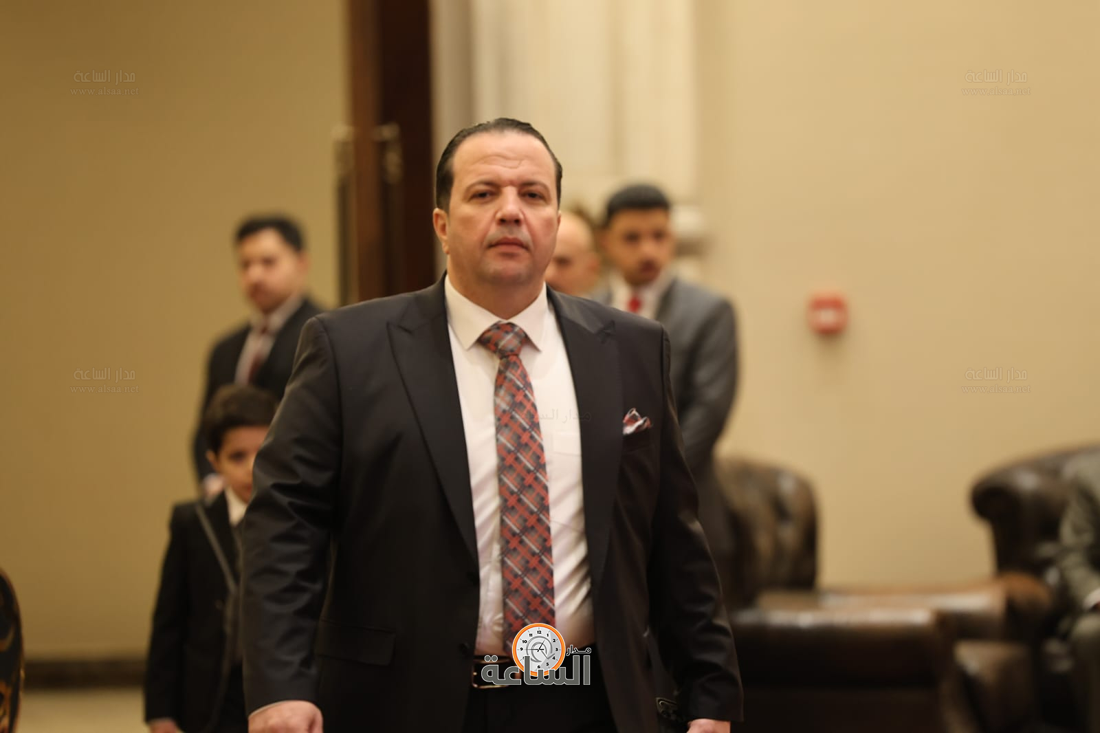 Madar Al-Saa Images 0.8749817037612446