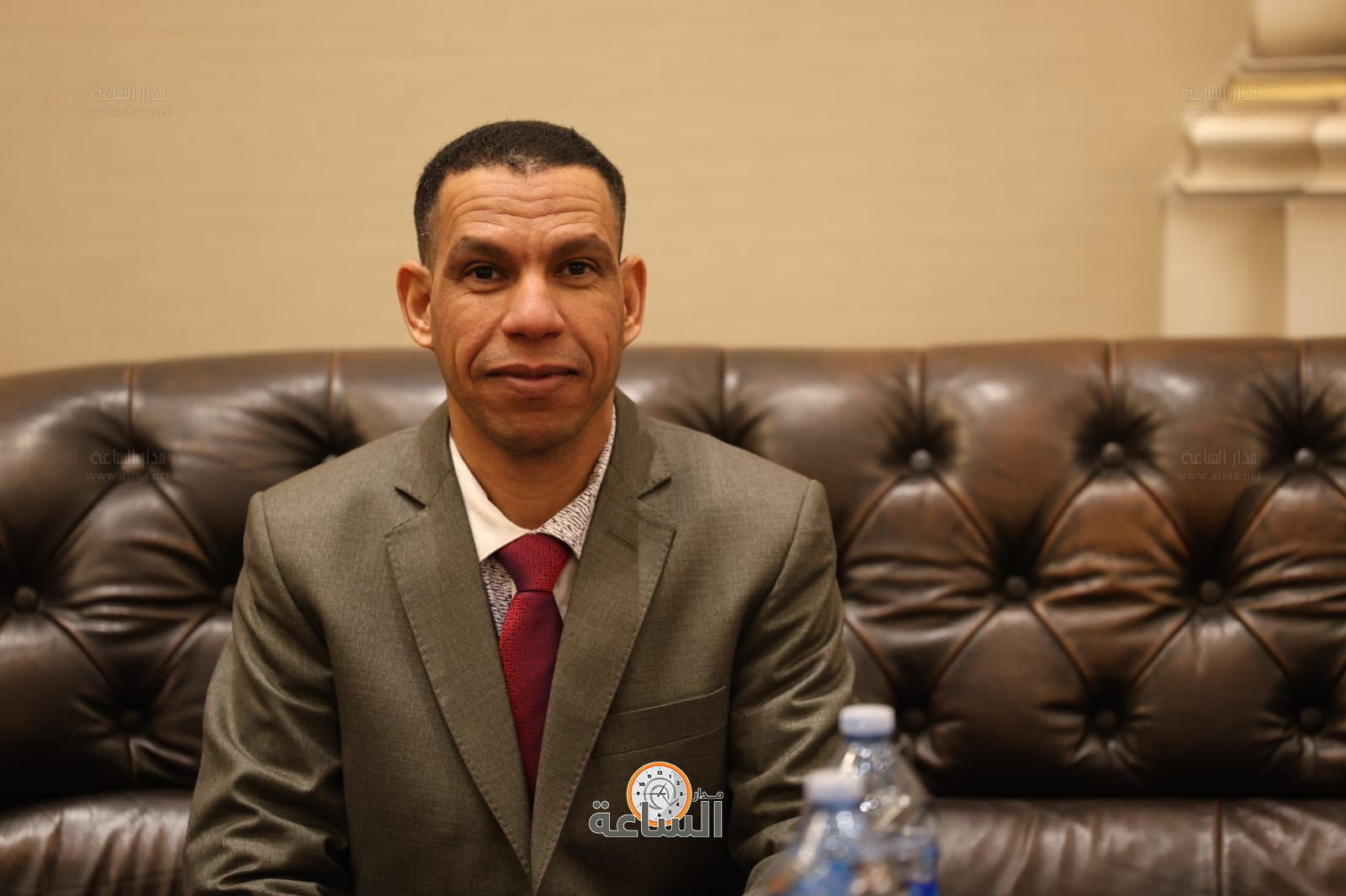 Madar Al-Saa Images 0.4335810436874943