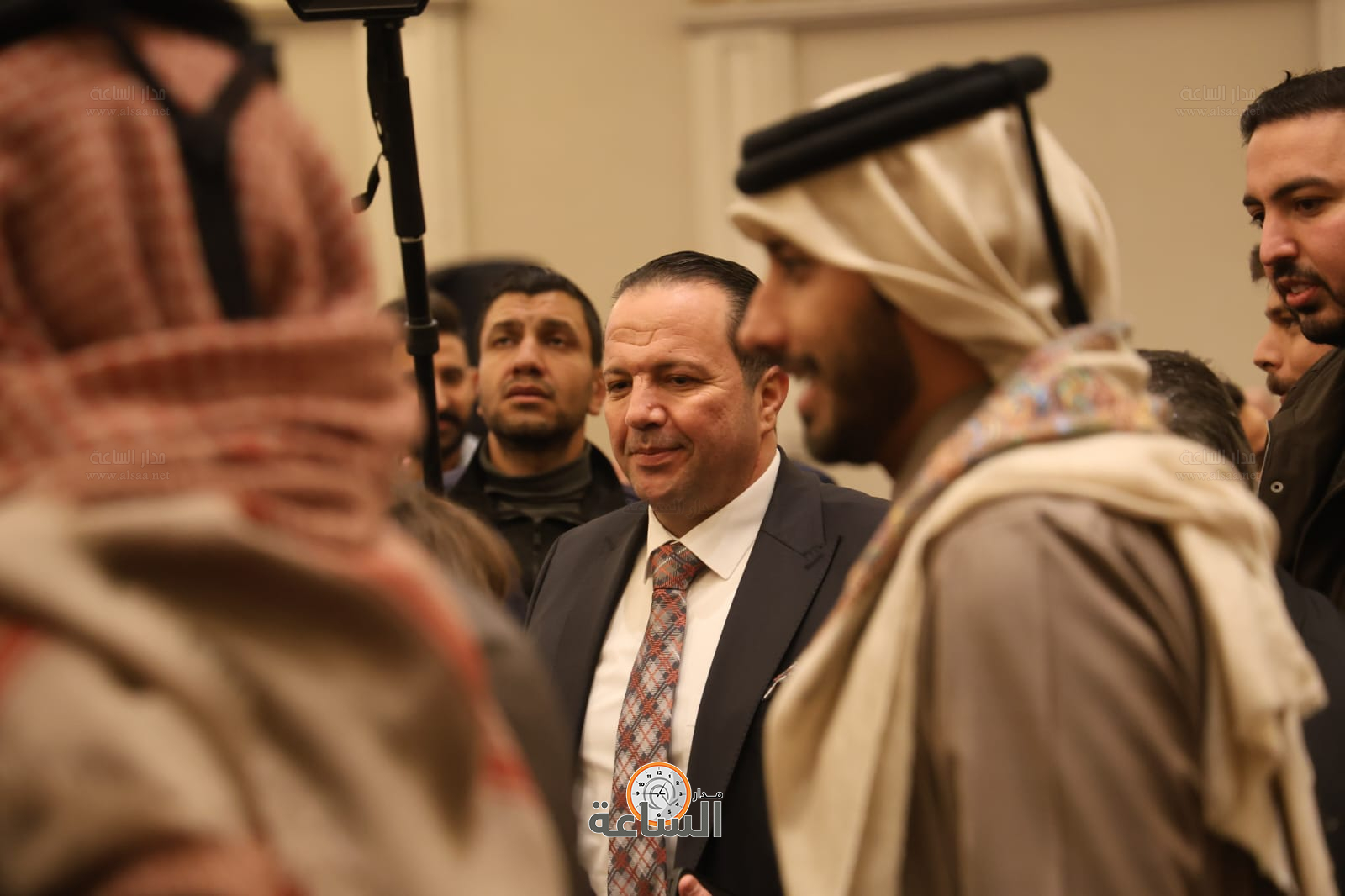 Madar Al-Saa Images 0.30902039528299396