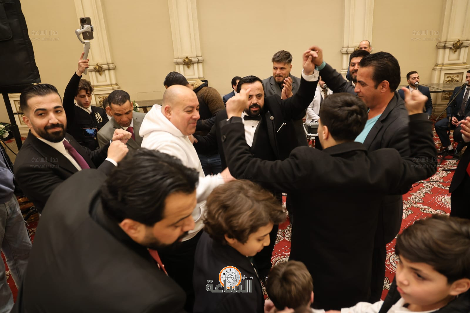 Madar Al-Saa Images 0.8698441730660711