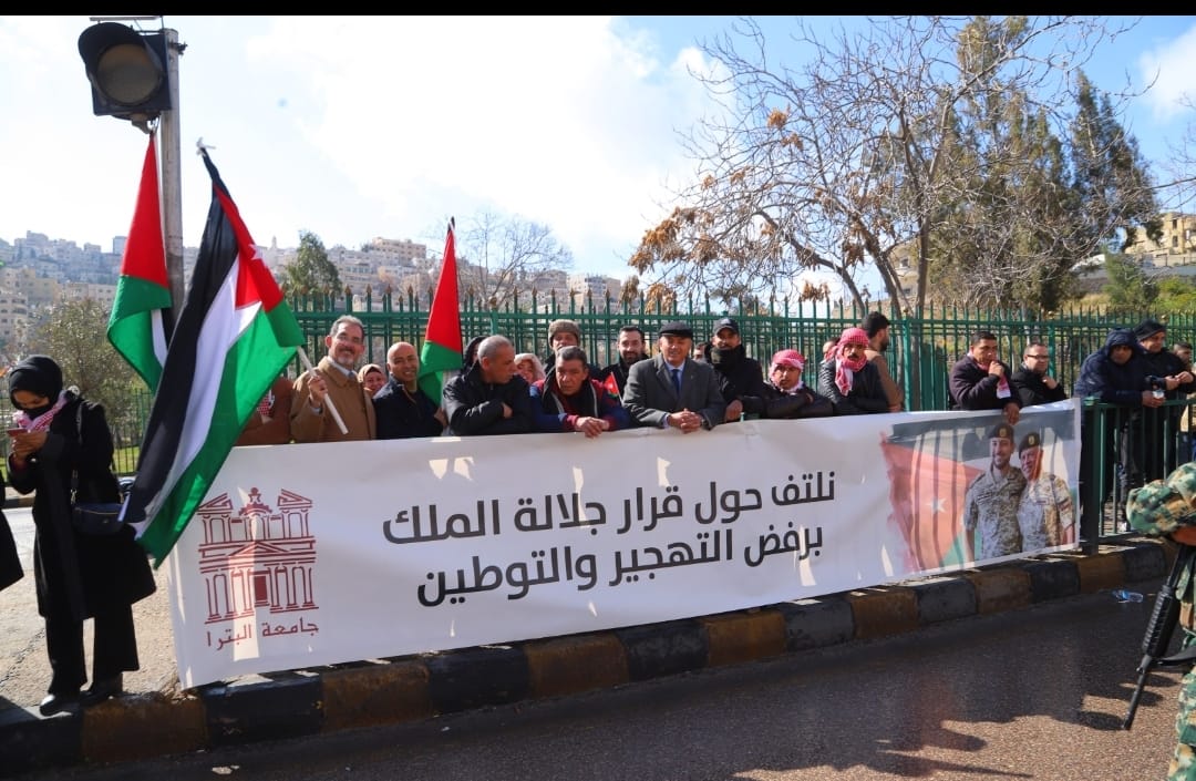 Madar Al-Saa Images 0.6657824467770497