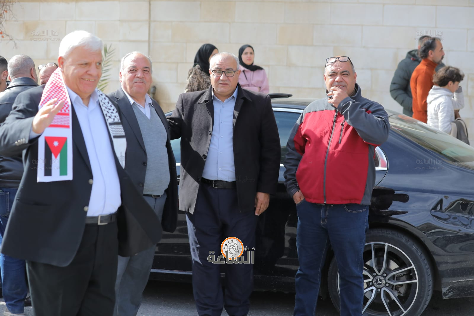 Madar Al-Saa Images 0.9641309325163816