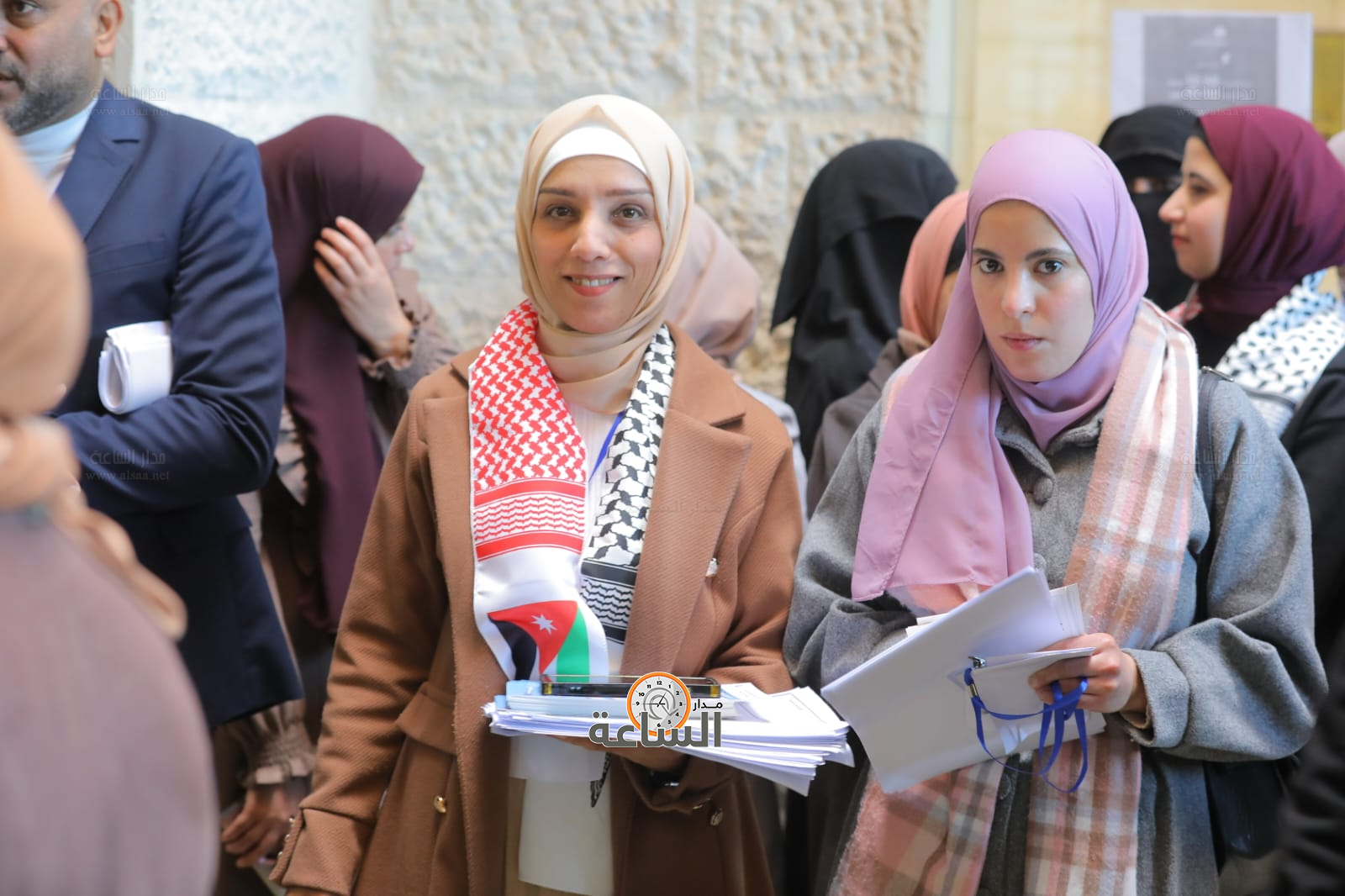 Madar Al-Saa Images 0.5717016018241081