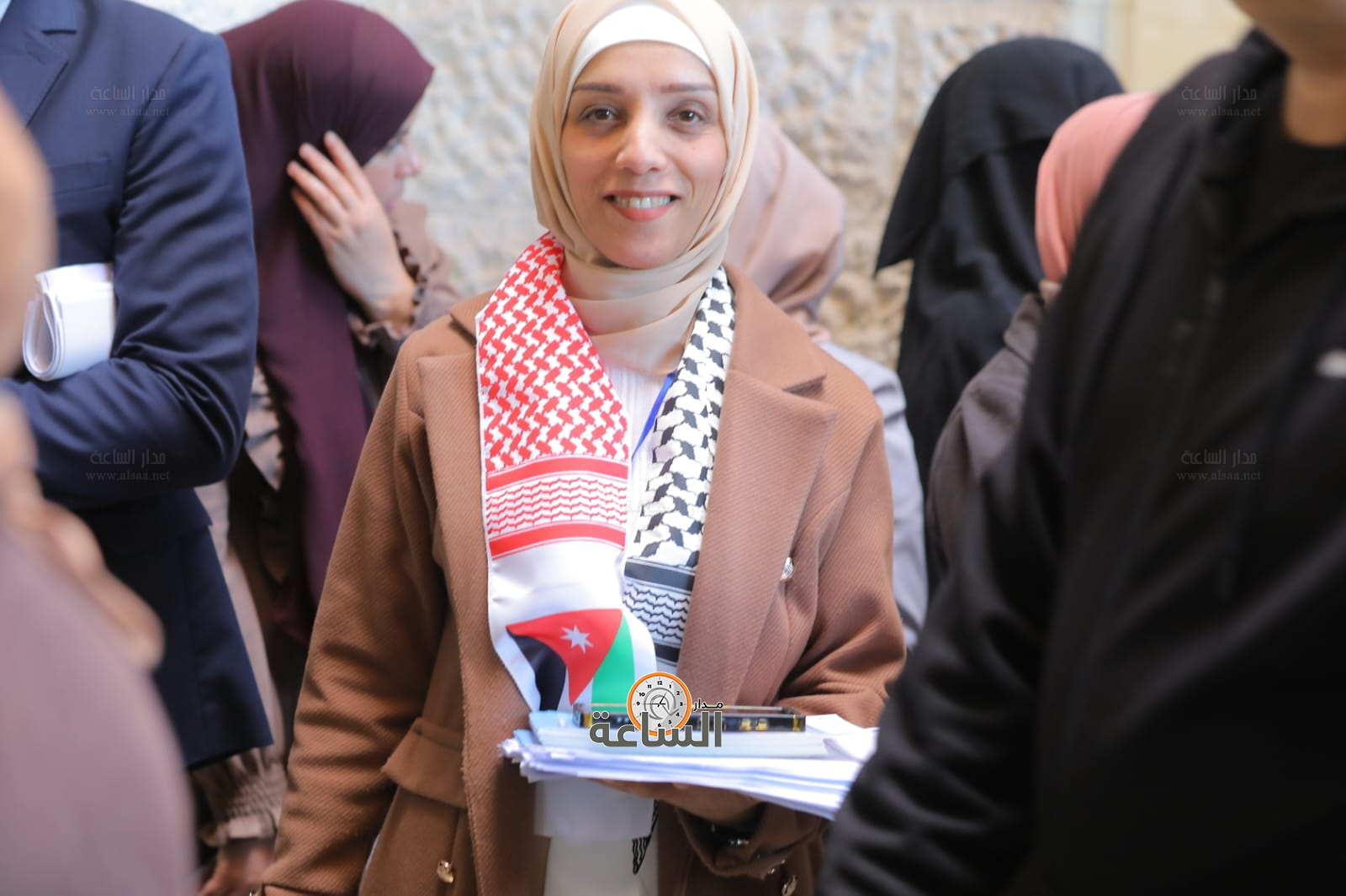 Madar Al-Saa Images 0.8704960895029314