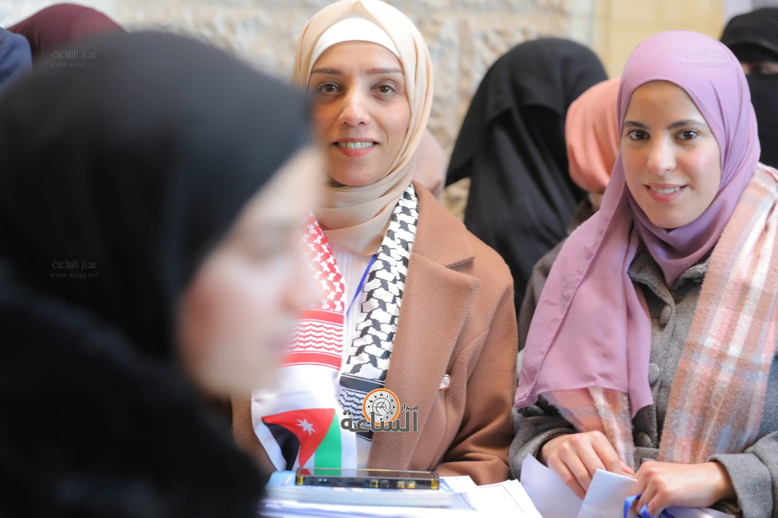 Madar Al-Saa Images 0.7302152845920422