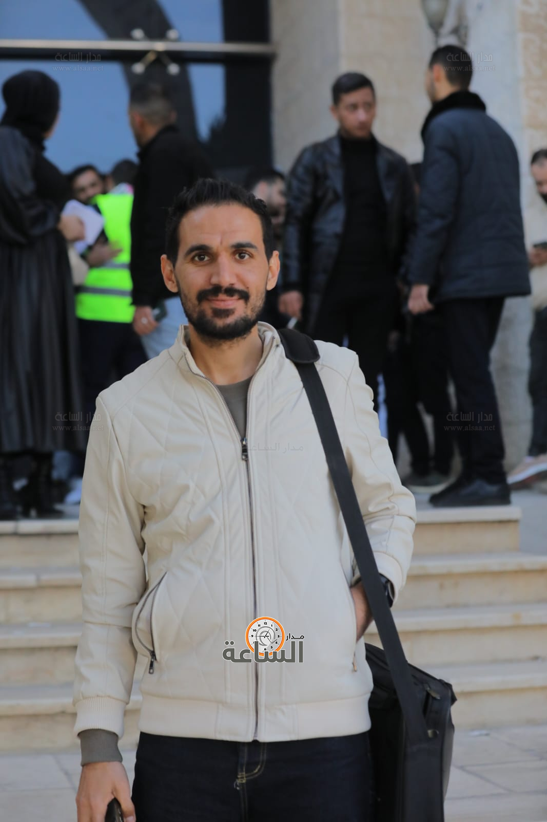 Madar Al-Saa Images 0.3208817122569543