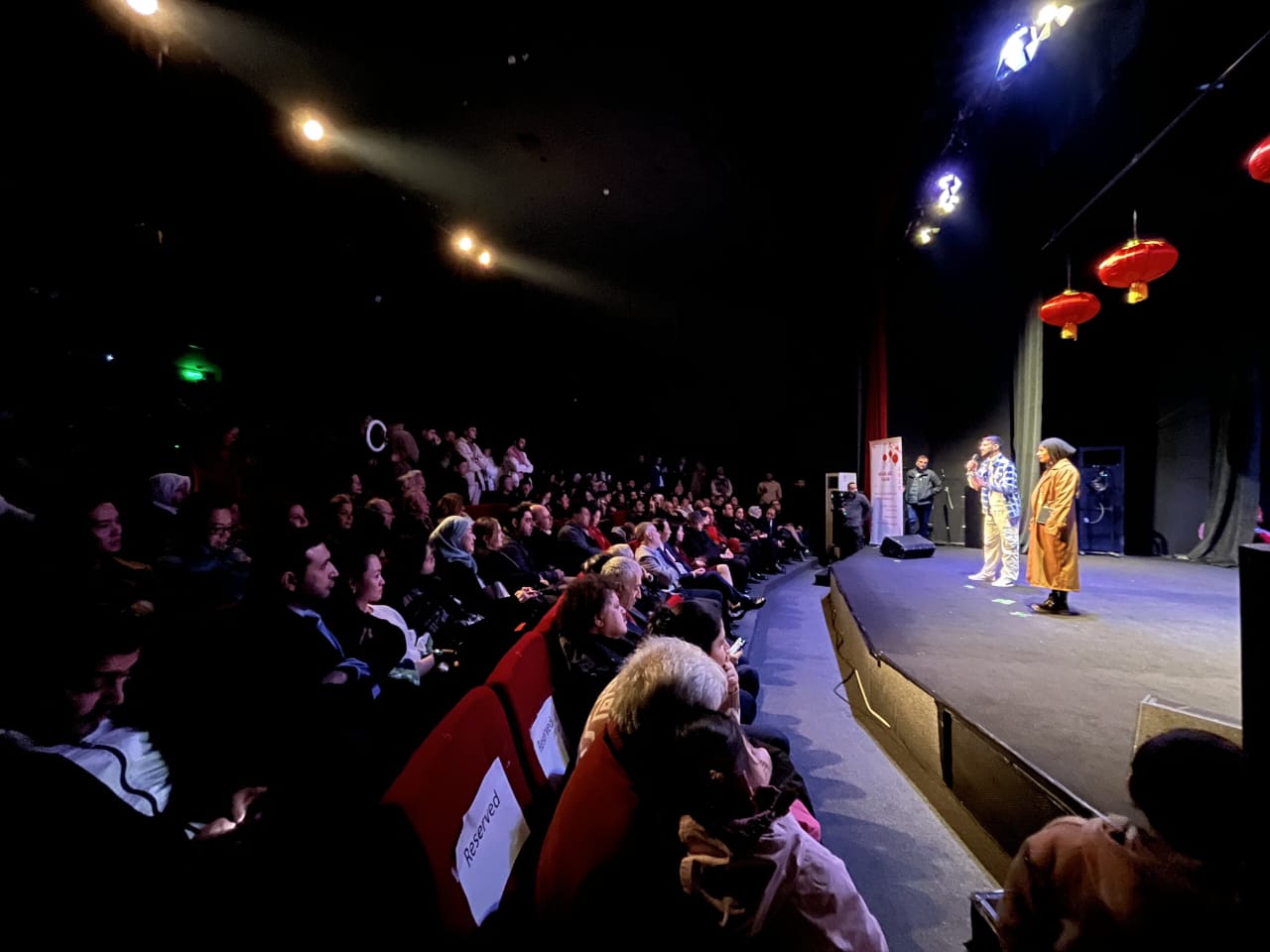 Madar Al-Saa Images 0.3493401113115424