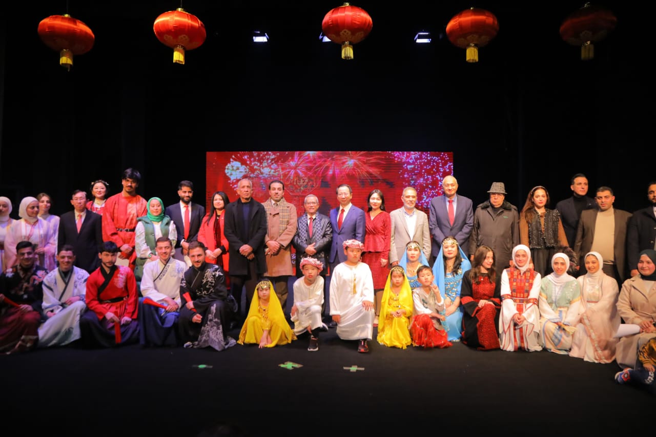 Madar Al-Saa Images 0.7549818688537464