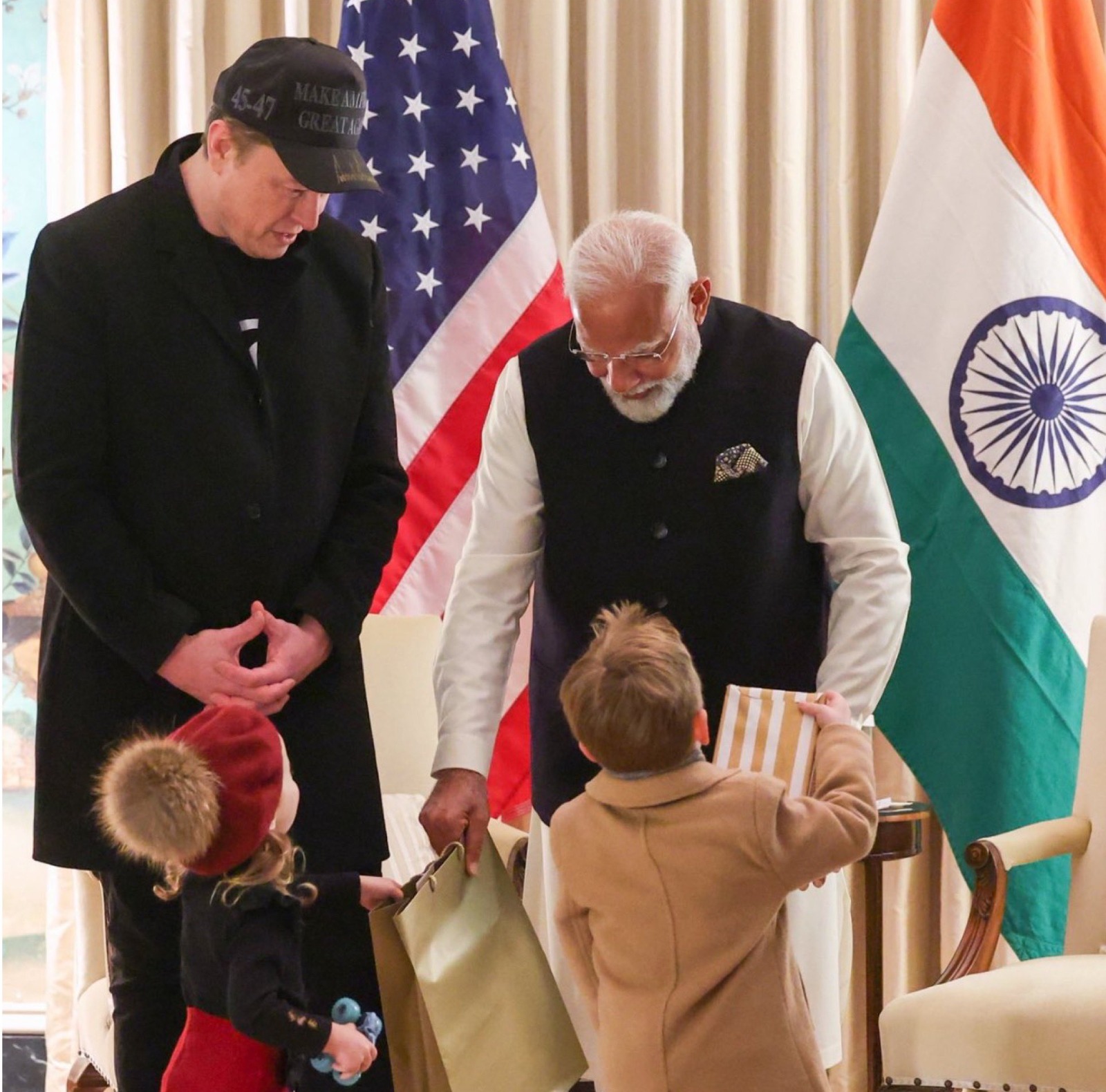 Madar Al-Saa Images 0.8093299749904797