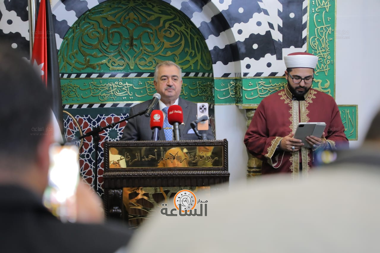 Madar Al-Saa Images 0.39304796368001127